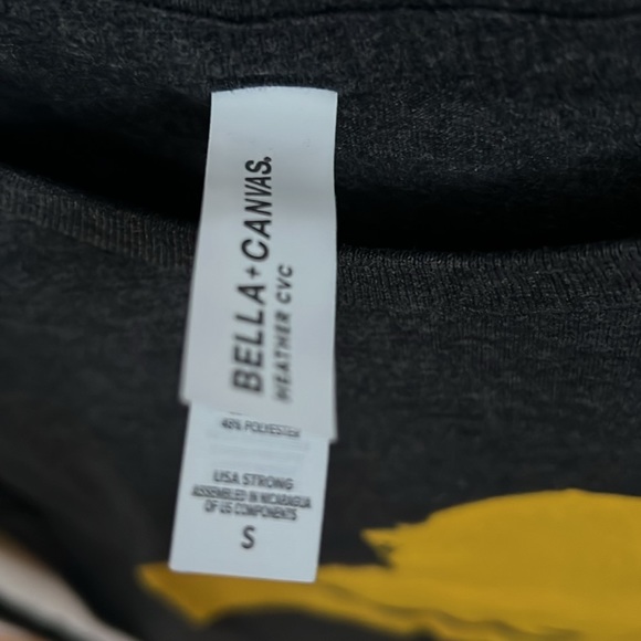 Amazon New York Long Sleeve - Picture 3 of 4